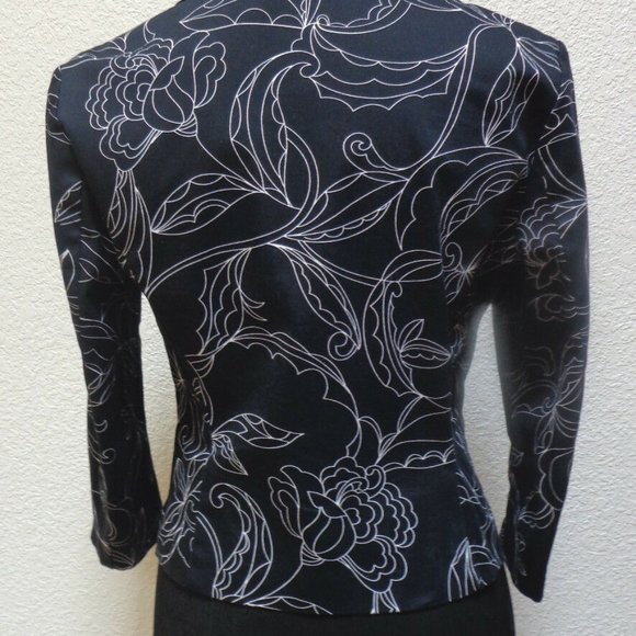 BLACK WHITE COTTON STRETCH BLAZER SZ 6 - Picture 3 of 4